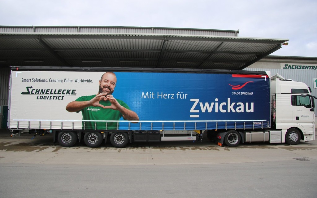 Schnellecke Logistics und die Stadt Zwickau werben gemeinsam für "Mit Herz für Zwickau" 